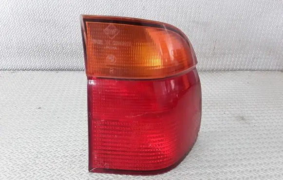 BMW 5 E39 Rear/tail lights 8361672