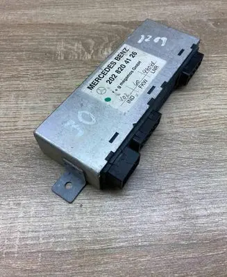 Mercedes-Benz C W202 Alarm control unit/module 2028204126