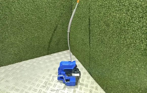 Front door lock