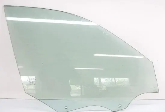 Volvo XC90 Front door window glass four-door 32244972