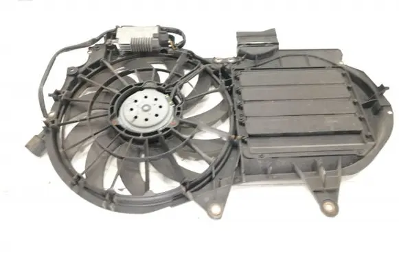Audi A4 S4 B7 8E 8H Radiator cooling fan shroud 8E0121205AA