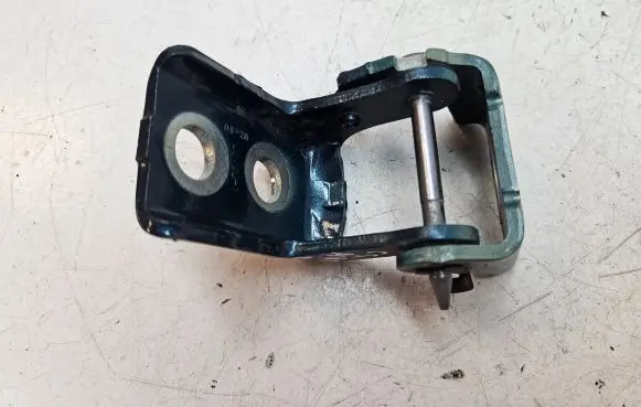 Rear door upper hinge