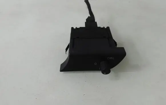Audi A4 S4 B7 8E 8H Other switches/knobs/shifts 8E1919094