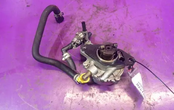 Suzuki Splash Vacuum pump