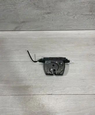 Tailgate/trunk/boot lock/catch/latch