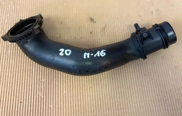 Intercooler hose/pipe