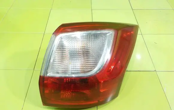 Ford Grand C-MAX Rear/tail lights 89500984