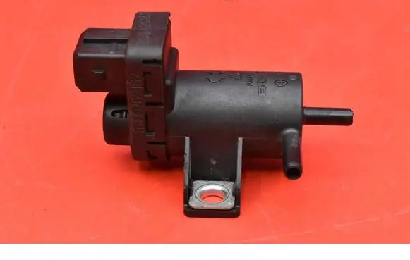 Nissan Pulsar Vacuum valve 8200762162
