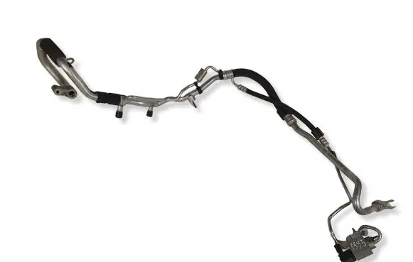 Mercedes-Benz C W205 Air conditioning (A/C) pipe/hose A2058307401 A2058307901 A2058304702