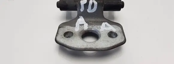 Mercedes-Benz E W210 Front door lower hinge 
