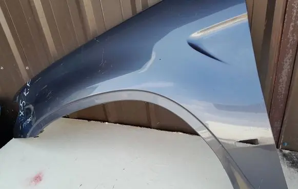 BMW X5 E53 Fender 65914P162 65713P162