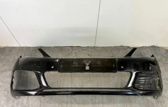 Peugeot 308 Front bumper AA38247568 Z1443 9818508180