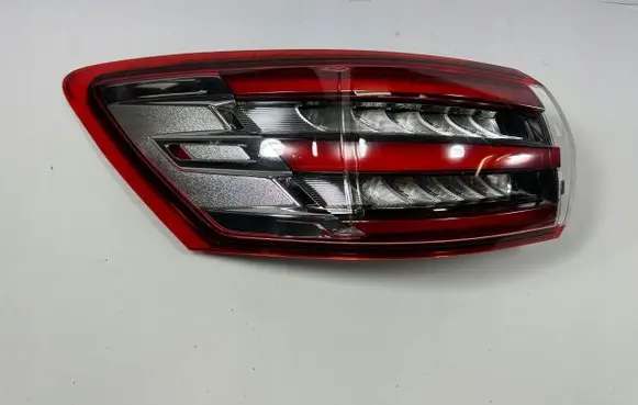 Ford S-MAX Rear/tail lights