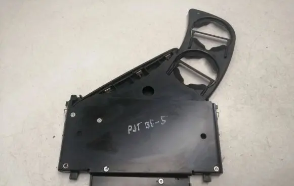 Volkswagen PASSAT B5 Cup holder 3B1858569 3B1858601