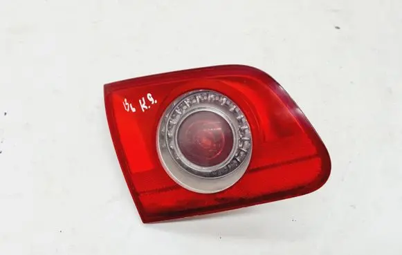 Volkswagen PASSAT B6 Tailgate rear/tail lights 3C9945093