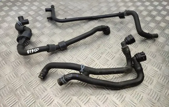 Volkswagen Taigo Engine coolant pipe/hose 2Q0122051BL 1K0121087Q