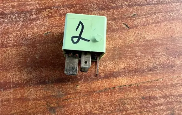 Volkswagen e-Up Other relay 4H0951253