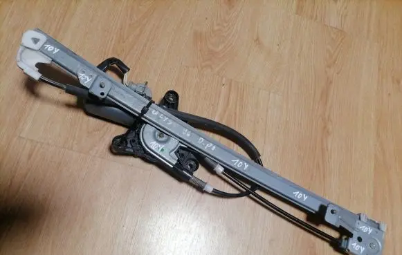 Fiat Ulysse Front door window regulator with motor 111386