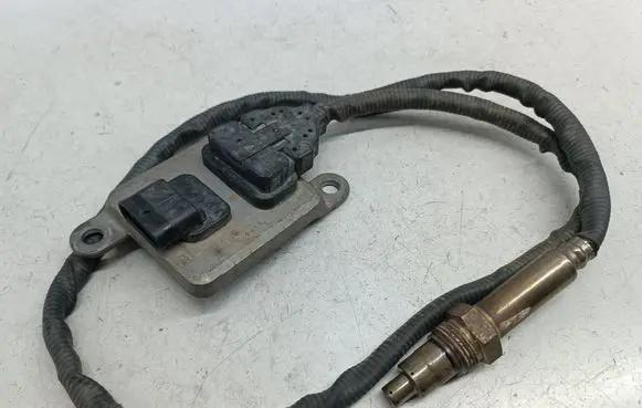 Mercedes-Benz GLC X253 C253 Lambda probe sensor A0009050208 0009050208