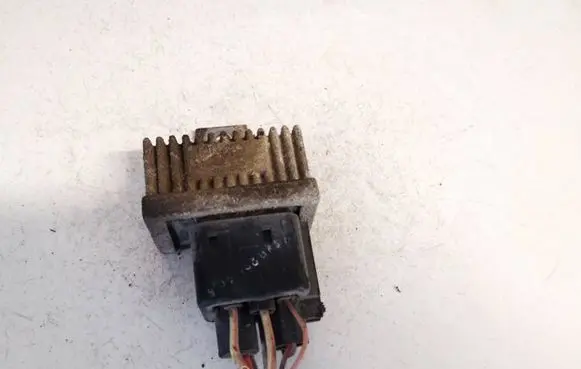 Renault Scenic II - Grand scenic II Glow plug pre-heat relay 7700115078