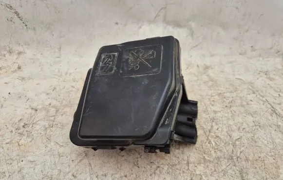 Dacia Lodgy Fuse box set 243809584R M007103