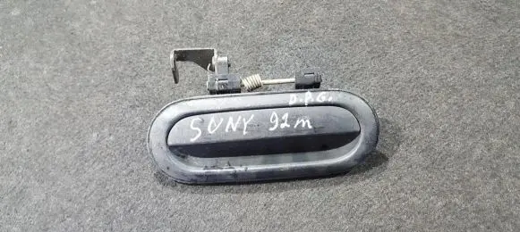 Nissan Sunny Front door exterior handle