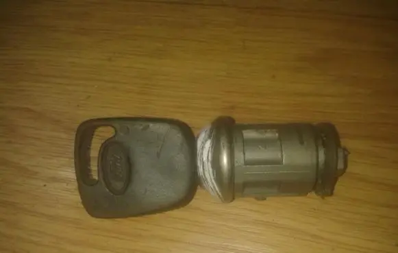 Ford Escort Ignition lock m179a