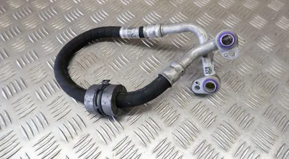 Air conditioning (A/C) pipe/hose