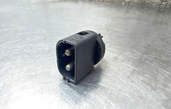 Saab 900 Sensor 9123456