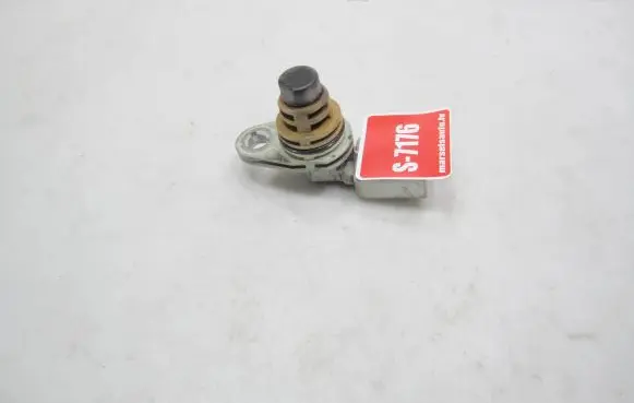 Skoda Octavia Mk2 (1Z) Camshaft position sensor 030907601E