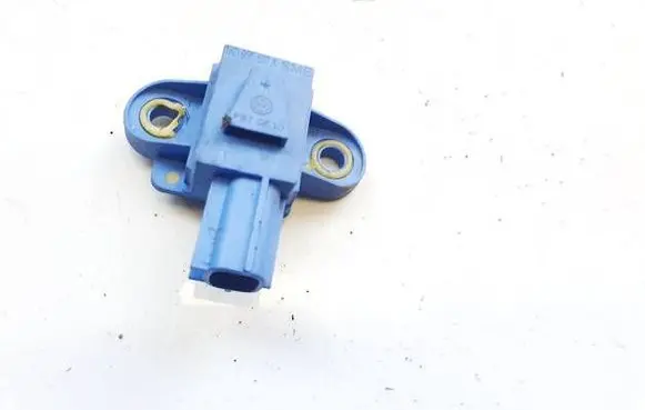 Volkswagen Jetta V Airbag deployment crash/impact sensor 1K0955557A