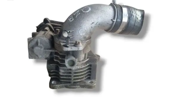 Opel Zafira B Throttle valve 55199974