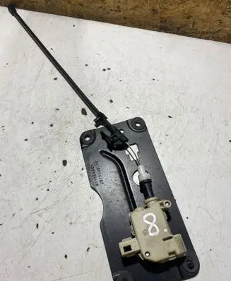 Opel Astra H Tailgate boot lock/latch motor 13214182