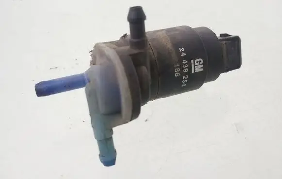 Opel Zafira B Windscreen/windshield washer pump 24439254