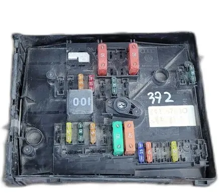 Volkswagen Golf V Fuse box set 1K0937125D