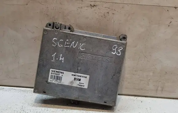 Renault Scenic I Engine control unit/module 7700875746 7700102197 S111730117B