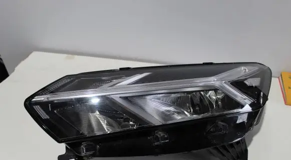Dacia Jogger Headlight/headlamp 260605914R