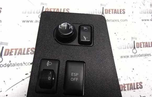 Nissan Qashqai Wing mirror switch 68485JD900