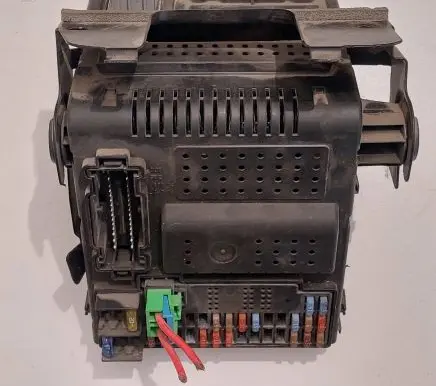 Volvo V70 Fuse module 30786889 28087583 07W093