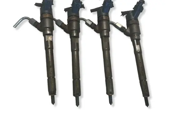 Peugeot 2008 I Fuel injectors set 0445110270