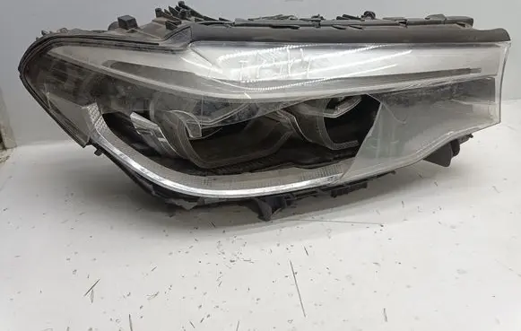 BMW 5 G30 G31 Headlight/headlamp 1039012