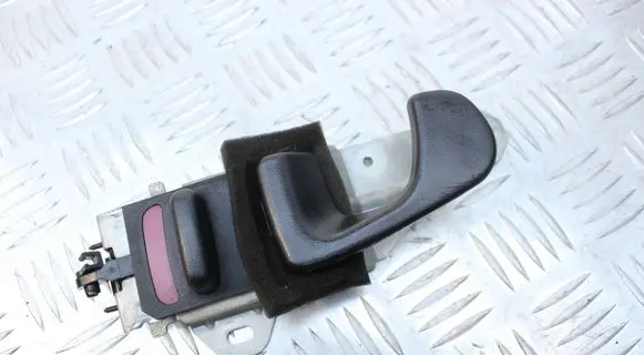 Mitsubishi 3000 GT Front door interior handle