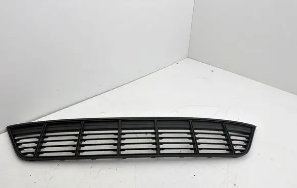 Seat Alhambra (Mk2) Front bumper lower grill 7N5853677