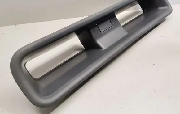 Land Rover Defender Rear side glass trim L8B2512A0D