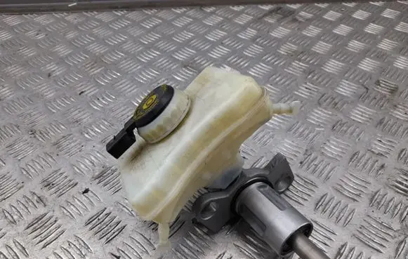 Audi Q5 SQ5 Master brake cylinder 8K0611301A 8K0611021A