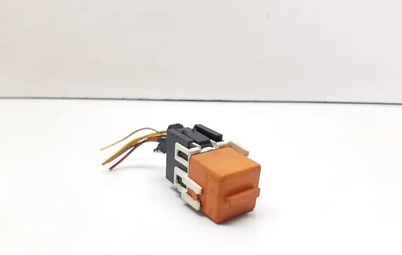 BMW 3 E46 Other relay 0332019456