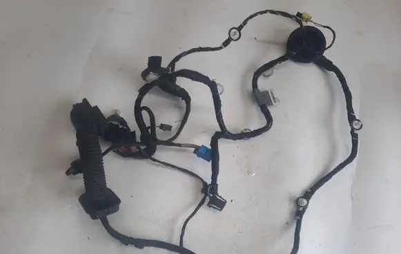 Audi A3 S3 8V Front door wiring loom 8V4971030