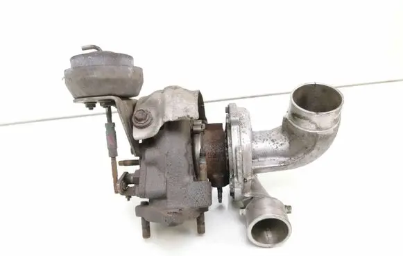 Toyota Avensis T250 Turbo 172010R041 VB19 07102301969