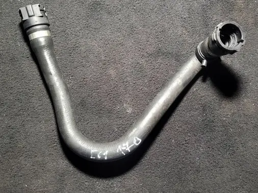 BMW 5 E60 E61 Engine coolant pipe/hose
