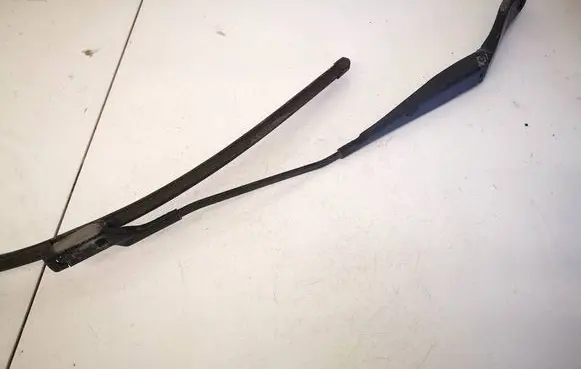Ford Mondeo MK IV Front wiper blade arm 7S7117526AC